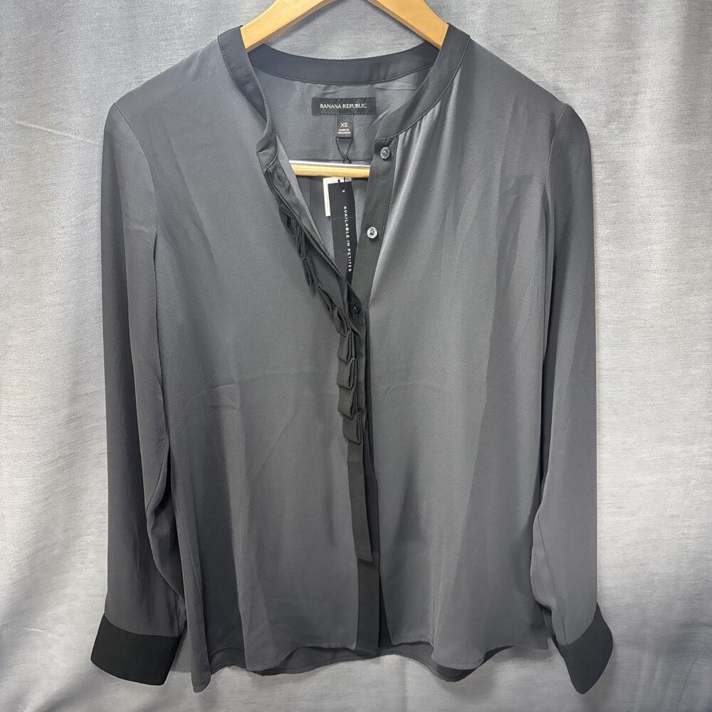 NWT Banana Republic Women's Grey Long Sleeve Button Front Ruffle Blouse Size XS